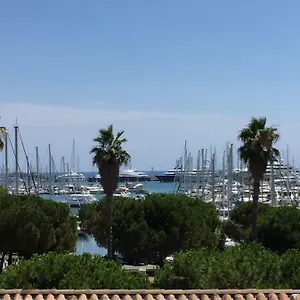 Terrasse Magnifique Vue Et Yachts Antibes